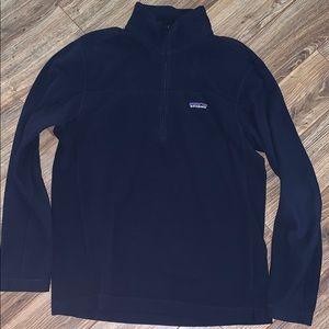 Patagonia Navy 1/4 zip Pullover